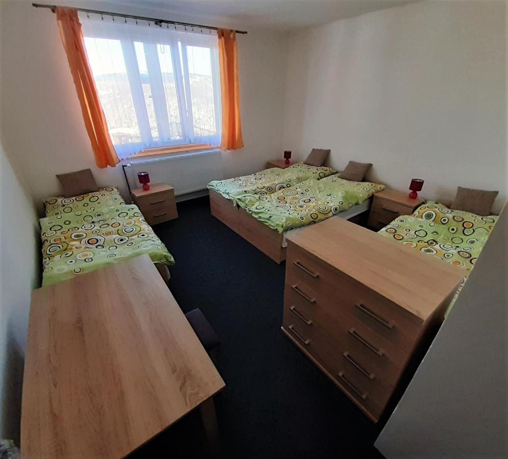 Ubytovani U Janicky Kliny Bagian luar foto